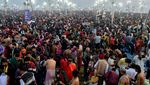 Bingkai Sepekan: Kumbh Mela, Merawat Tradisi Berharap Pengampunan Dosa Bingkai Sepekan: Kumbh Mela, Merawat Tradisi Berharap Pengampunan Dosa
