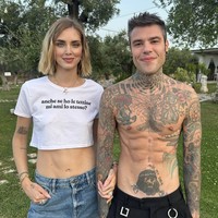 Ketika Fedez didiagnosis menderita tumor pankreas pada 2022, Chiara dan anak-anak mereka selalu berada di sisinya. Namun, di saat yang sama, Fedez masih berhubungan dengan Angelica. Chiara baru mengetahui kenyataan ini setelah Fedez menceritakan rahasianya kepada seorang teman yang kemudian membocorkannya ke media Italia. Foto: Instagram
