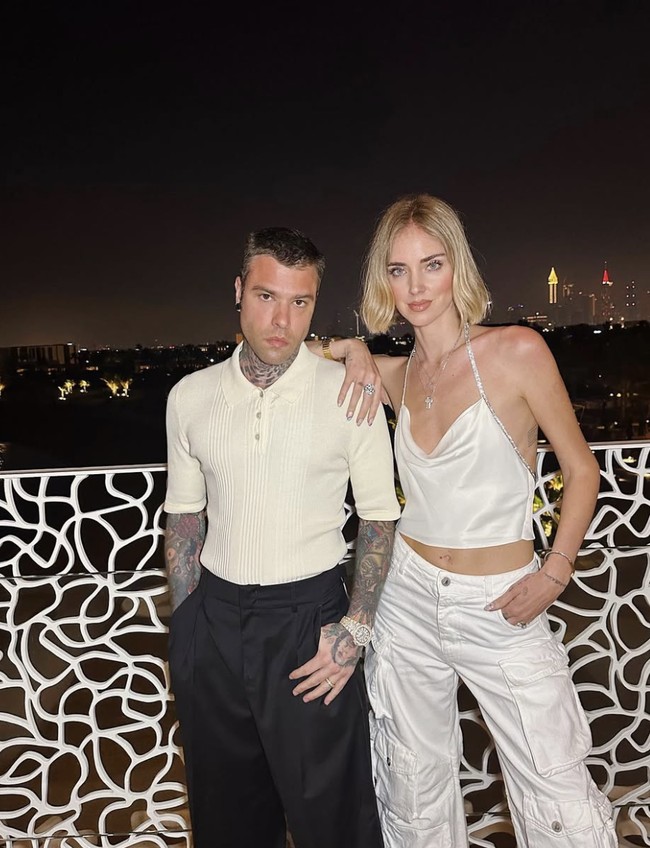 Namun, kenyataan pahit terungkap belum lama ini. Chiara mengungkapkan bahwa Fedez telah berselingkuh sepanjang delapan tahun hubungan mereka, termasuk sejak mereka bertunangan pada 2017. Bahkan, Fedez dikabarkan telah menjalin hubungan dengan desainer Italia, Angelica Montini, sejak tahun yang sama ia melamar Chiara. Foto: Instagram