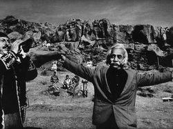 Deretan Foto Ini Terlihat Biasa Tapi Menyimpan Cerita Mengerikan