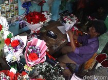 Hari Kasih Sayang, Penjualan Bunga di Rawa Belong Naik 100 Persen