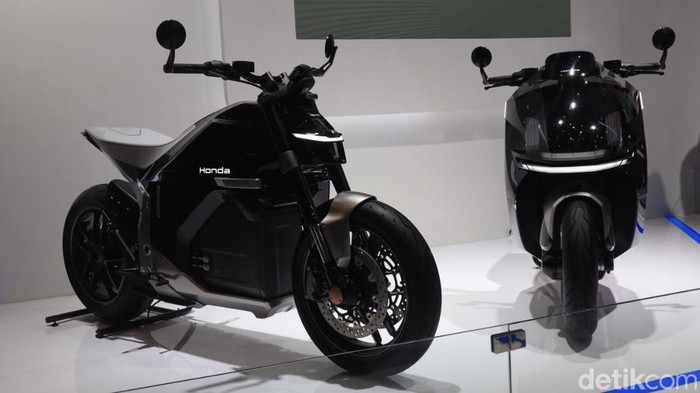 Honda EV Fun Concept dan EV Urban Concept.