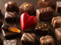 Apa Boleh Muslim Makan Cokelat Hadiah Valentine? Ini Kata Ulama