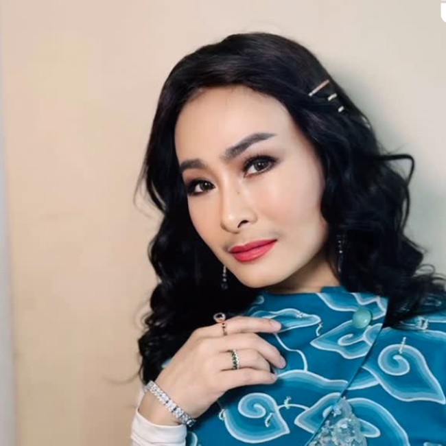 Iis Dahlia Soal Lagu Ramadan Tiba: Itu Bahagia, Bukan Bahaya