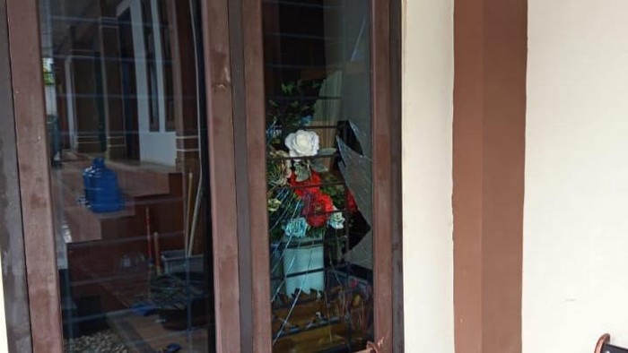 Kaca rumah pribadi Gubernur Jambi Al Haris dirusak pria diduga gangguan jiwa