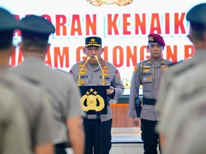 Kapolri Pimpin Kenaikan Pangkat Astamaops Komjen Imam hingga Kakorlantas Irjen Agus
