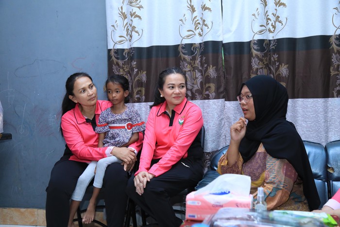 Kemala Bhayangkari gelar baksos di Yogyakarta (dok. Istimewa)