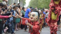 Kirab budaya yang pertama kali dilakukan tersebut tersebut menampilkan atraksi barongsai, tatung, liong hingga tandu dewa untuk memperingati perayaan Cap Go Meh sekaligus sebagai program wisata dan ekonomi kreatif yang direncanakan digelar tiap tahun. 