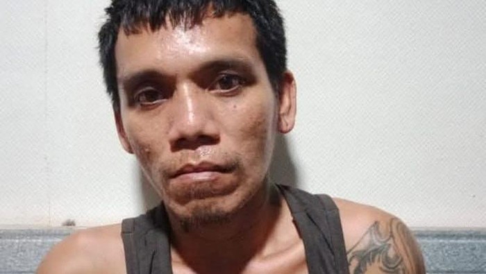 Polisi menangkap pria bernama Rusdin (33), pelaku pembegal sepasang kekasih berinisial AG (18) dan DN alias SR (16) di Pantai Tombawatu, Kabupaten Konawe, Sulawesi Tenggara (Sultra).