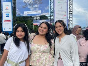 Buzz Around The World Tour Mendadak Jadi Taman Bunga