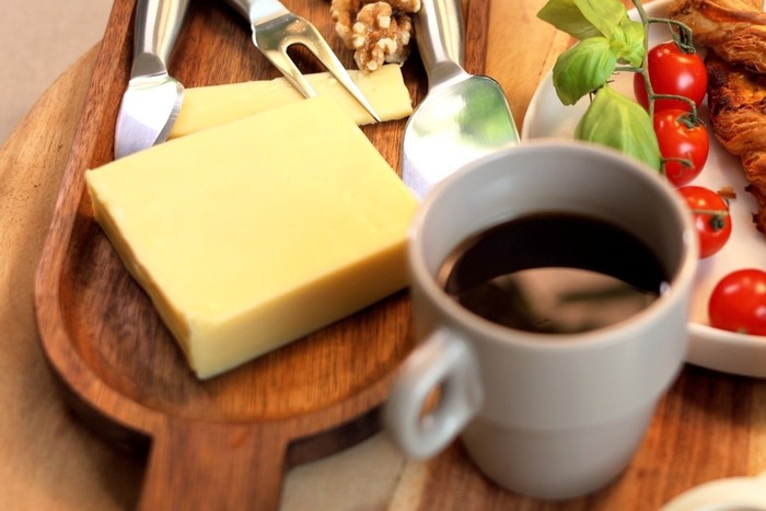 Kopi dan keju