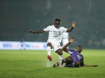 Kata Pelatih Persis Solo Usai Ditahan Imbang 10 Pemain Persik Kediri