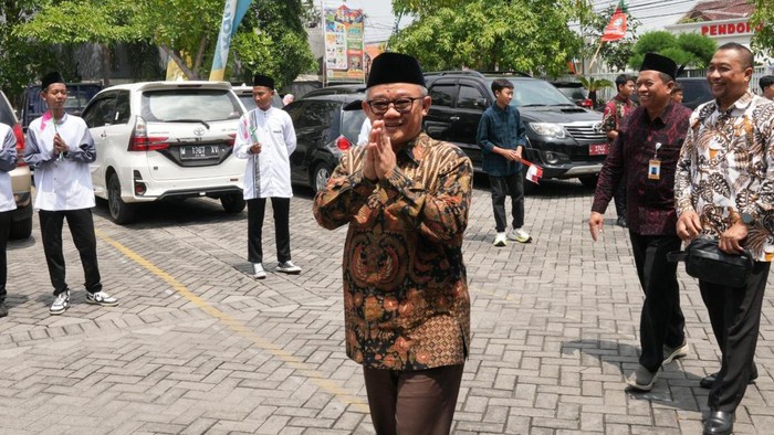 Mendikdasmen Abdul Muti