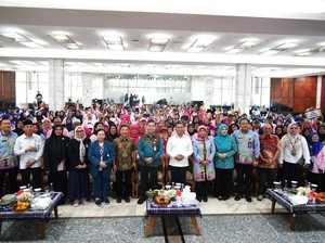 Upaya Menteri Wihaji Buka Sekolah Khusus di Jaktim Cegah Lansia Kesepian