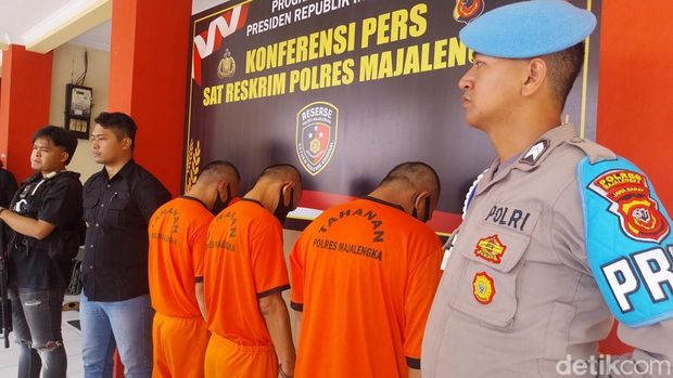 Para tersangka kasus pencurian mobil di Majalengka.