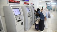 KCIC meluncurkan kartu berlangganan Whoosh atau Frequent Whoosher Card (FWC) dengan skema baru yang lebih hemat dan fleksibel karena memiliki masa aktif yang lebih panjang hingga 2 bulan sejak pembelian.  