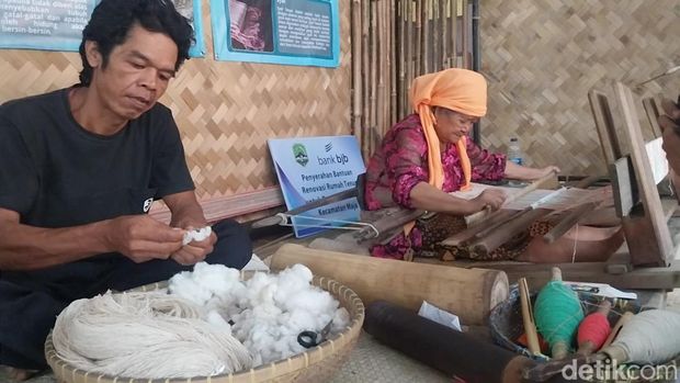 Proses pembuatan tenun gadod