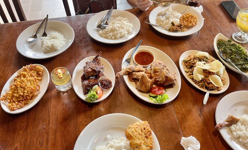 5 Restoran Keluarga di Bogor yang Cocok Buat Cucurak
