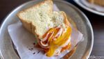 Begini Rasa Roti Kukus dan Roti Butter Rp 3.000 Punya Coki Pardede