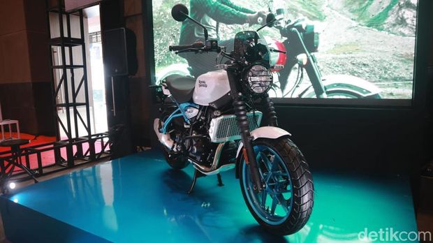 Royal Enfield Guerrilla 450.