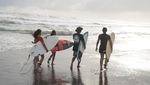 Serunya Belajar Selancar di Pantai Parangtritis