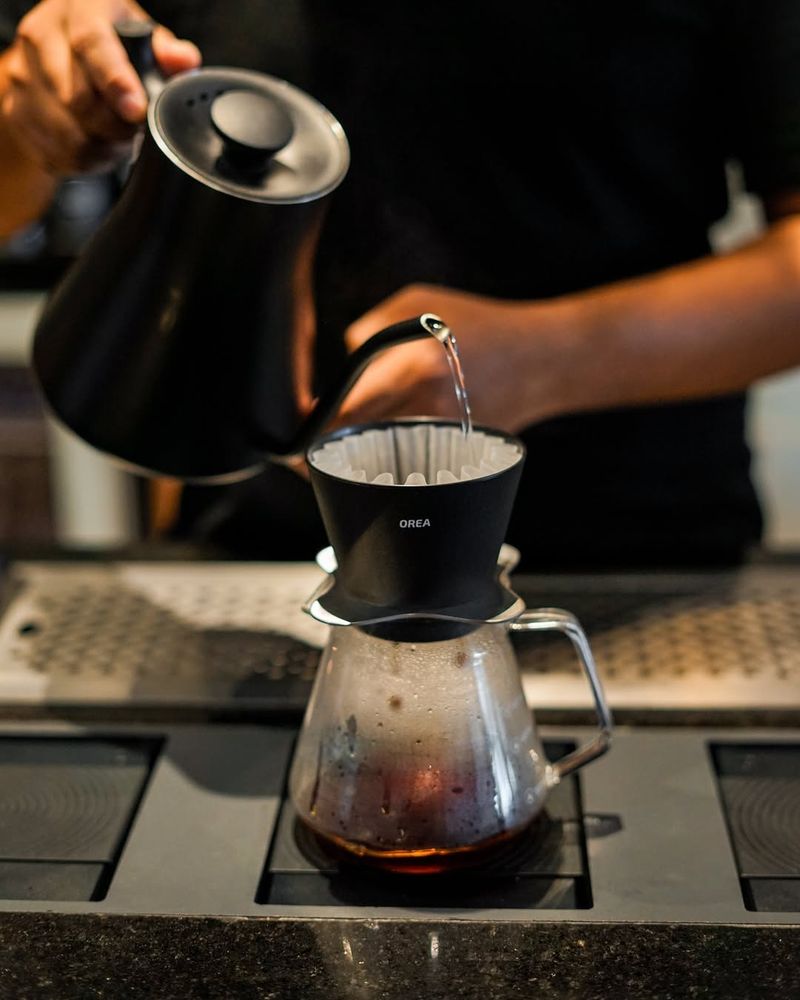 slow bar coffee shop di Bekasi