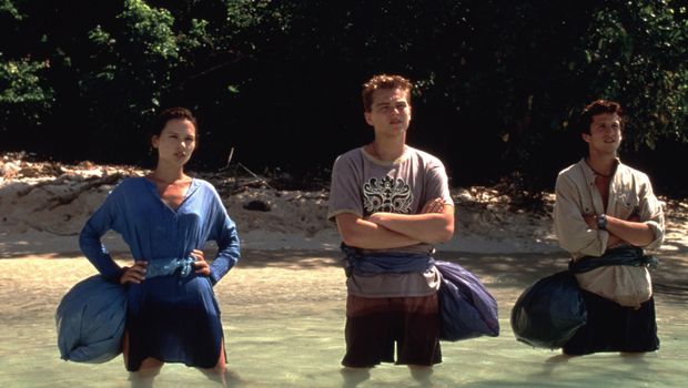 Cuplikan adegan dalam film The Beach (2000).