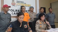 Penampakan Vadel Badjideh berbaju tahanan. (Foto: febryantino nur pratama)