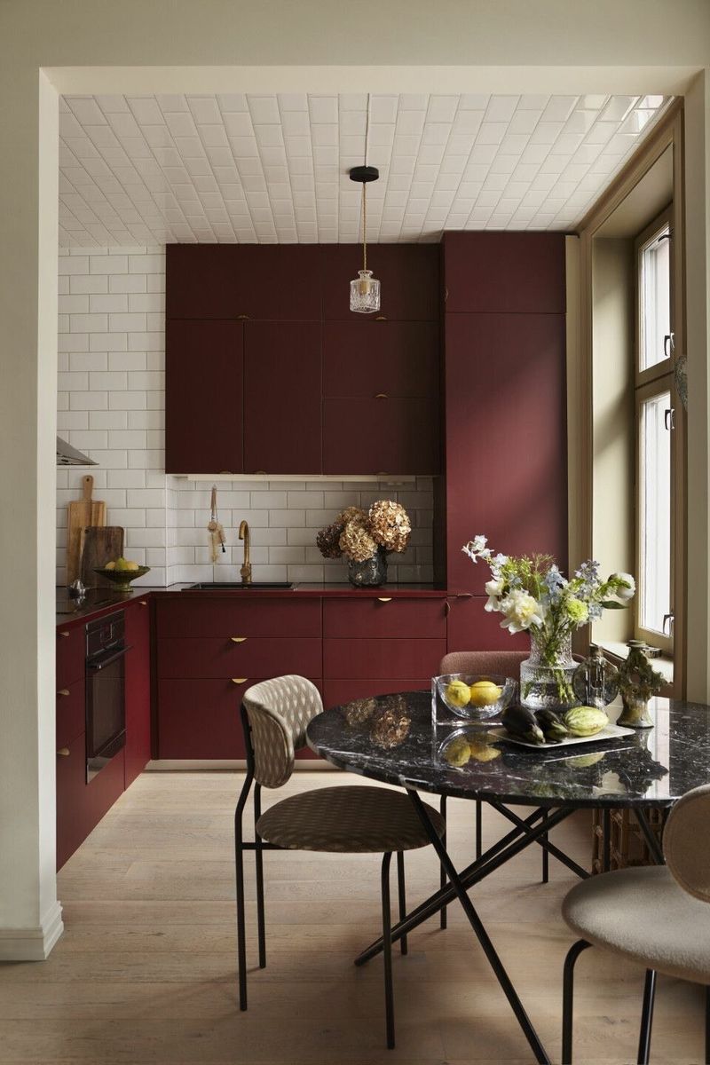 Ilustrasi warna cat dapur.