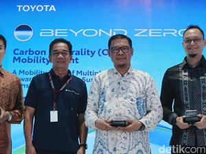 Net Zero Emission Butuh Transisi, Tak Bisa Hanya Andalkan Mobil Listrik!