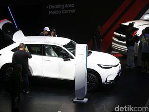 Sewa Rp 22 Juta/Bulan, Segini Pajak Tahunan Mobil Listrik Honda