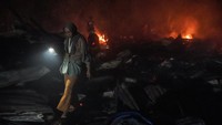 Kebakaran ini menghanguskan 26 kopel rumah dengan total 52 kepala keluarga.