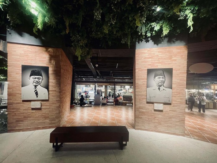 Plaza Semanggi berubah, kini hadir dengan sentuhan budaya dan sejarah. Ada Museum Perjuangan di dalamnya.