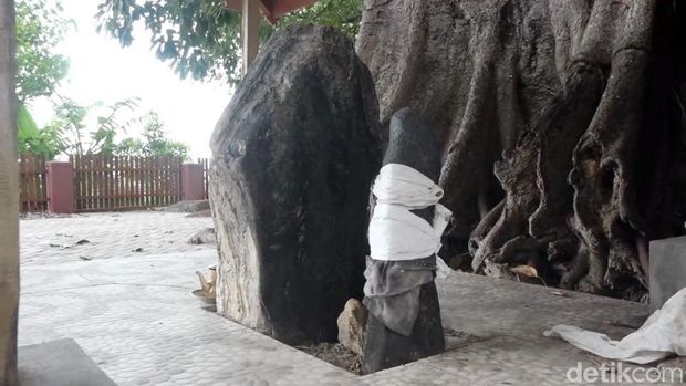 Makam Raja Balanipa Mandar, Todzilaling.