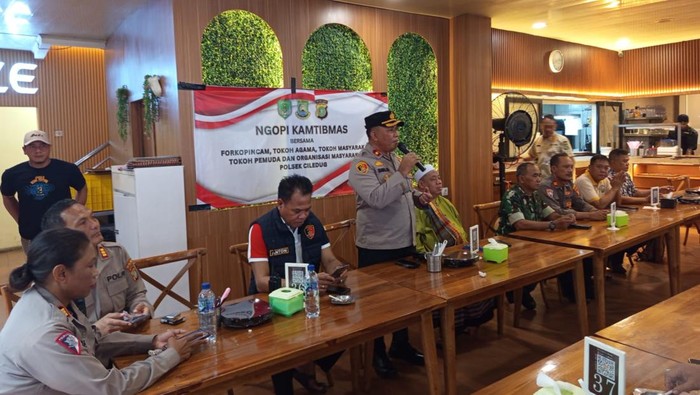 Mediasi ormas-ormas yang ribut soal lahan parkir di Cliedug Tangerang. (Dok Istimewa)