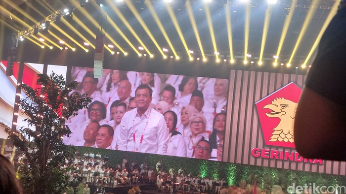 Prabowo kenalkan kepala daerah terpilih dari kader Gerindra. (Rumondang Naibaho/detikcom)