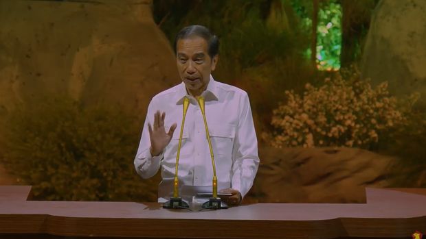 Presiden RI ke-7 Joko Widodo memberi pidato di acara HUT ke-17 Partai Gerindra. (Tangkapan Layar Youtube Gerindra)