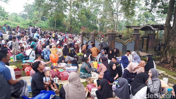 Tradisi sadranan di Boyolali, Sabtu (15/2/2025).