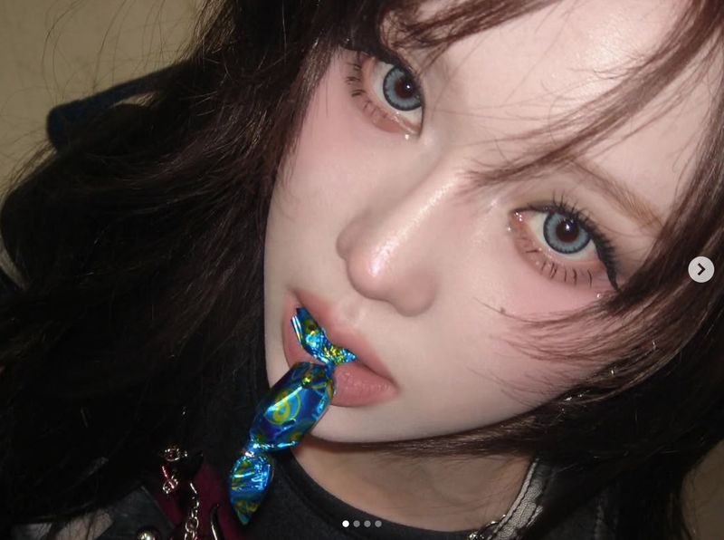 Viral tren makeup nose tip blush on di tengah idol KPop