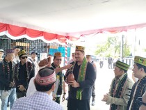 Video: Momen The Dudas Minus One Disambut Ritual Adat di Labuan Bajo