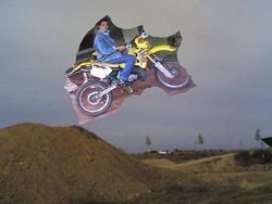 Bikin Ngakak, Ini Hasil Photoshop Gagal Total Bikinan Orang India