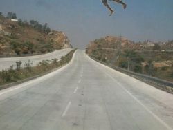 Bikin Ngakak, Ini Hasil Photoshop Gagal Total Bikinan Orang India