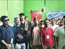 Video Begini Jadinya Kalau Taufik Hidayat Tanding Badminton Lawan Raffi Ahmad