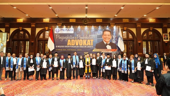 Otto Hasibuan Lantik 523 Calon Advokat Peradi