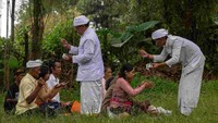 Upacara itu merupakan ungkapan rasa syukur kepada sang pencipta untuk menyambut Hari Raya Nyepi.