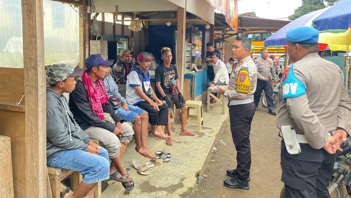 sosialisasi keselamatan lalu linta e pelaku jasa wisata Bromo