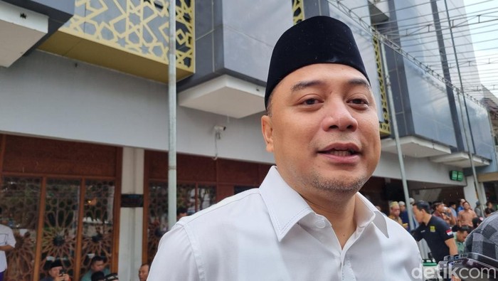 Walkot Surabaya Eri Cahyadi.