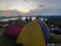 Menjajal Kamping di Bukit Syahdu Gembong Pati, Cocok buat Penikmat Sunrise