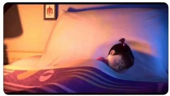 Lah, malah ngantuk tiba-tiba. Foto: Netflix Memes via Bored Panda