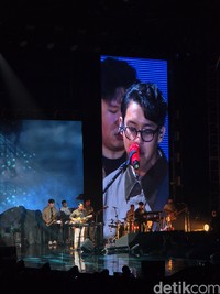 Ardhito Pramono di Galaxy Festival